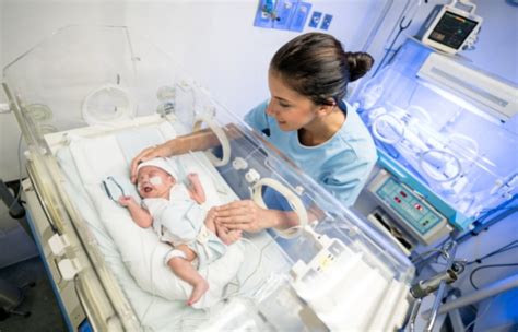 How To Become A Neonatal Nurse