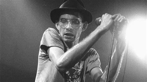 Hurt So Good Remembering Steve Albini S Uncompromising Aesthetics Tidal Magazine Hurt So Good Remembering Steve Albini S Uncompromising Aesthetics Tidal Magazine