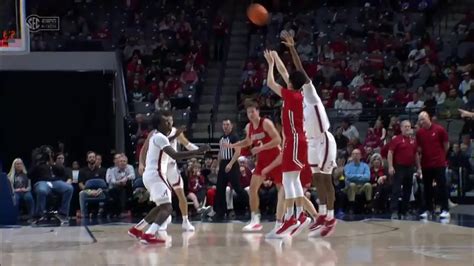 Hyunjung Lee Buries 3 While Getting Fouled For Davidson