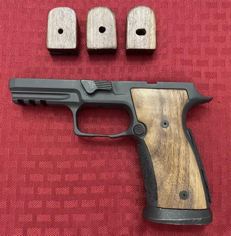 Item Relisted Fs Sig Sauer P320 Axg Grip Module Extras The