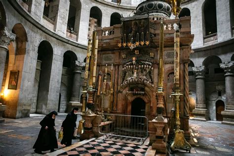 Jesus Christ S Tomb Was Opened For The First Time In Centuries Jesus Christ S Tomb Was Opened For The First Time In Centuries
