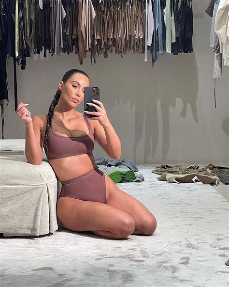 Kim Kardashian Seen Without Wedding Band On Instagram