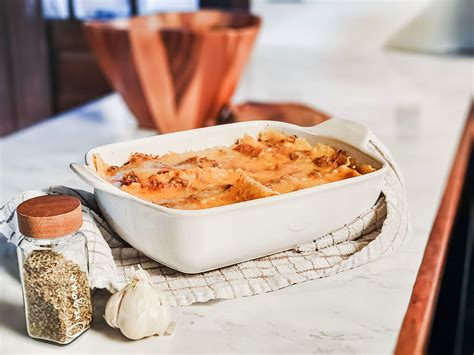 Kitchen Must Have Lasagna Pans For Non Toxic Living