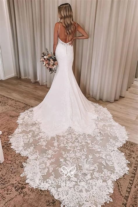 Lace Low Back Wedding Dress: Unveil Stunning Bridal Elegance