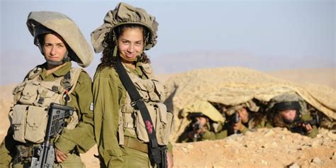 Life As A Woman In The Idf For Israeli Female Soldiers Ifcj