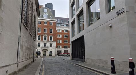 London S Alleys George Yard Ec3