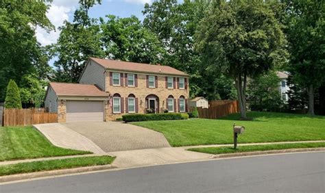Lovingly Maintained Classic Colonial In Annandale Virginia United