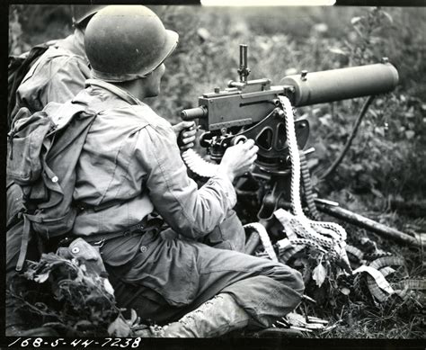 Machine Guns In World War 2