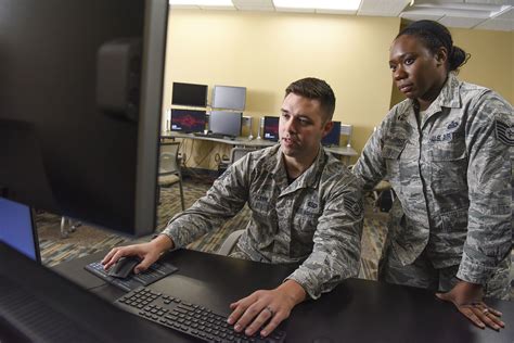 Marine Corps Gains Ground In Intelligence Sharing Military Com