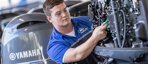 Marine Mechanic Salary Guide Average Pay By State Uti