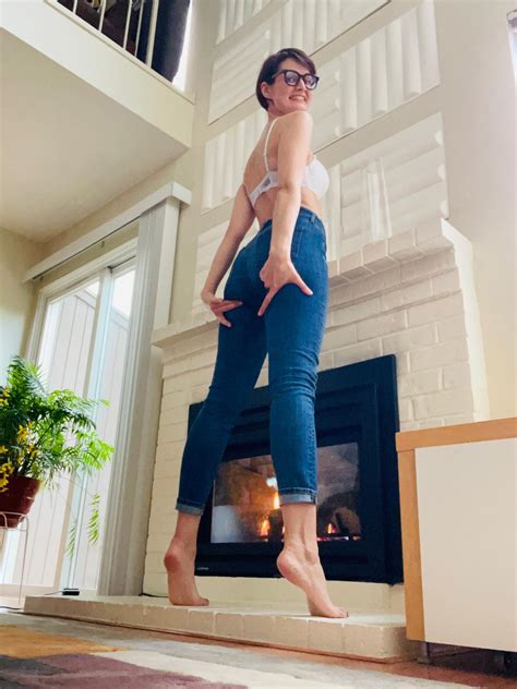 Masha Nova's Nude Artistry: Unveiled