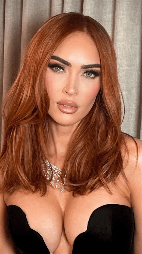 Megan Fox Amp 39 S Floating Gem Manicure Is Very Y2k Megan Fox Amp 39 S Floating Gem Manicure Is Very Y2k