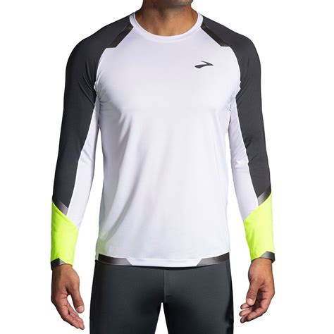 Men S Brooks Run Visible Long Sleeve Free Shipping 99 Fleet Feet