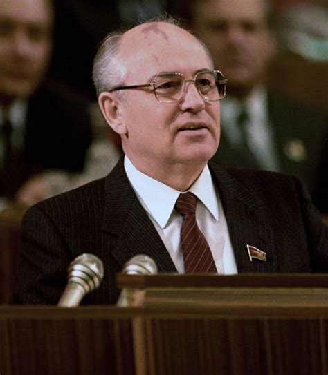 Mikhail Gorbachev Biography Facts Cold War Significance Britannica Mikhail Gorbachev Biography Facts Cold War Significance Britannica