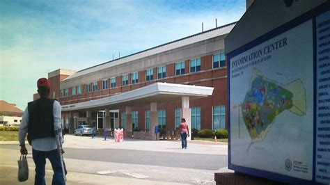 Mixed Review For Hampton Va Medical Center 13Newsnow Com