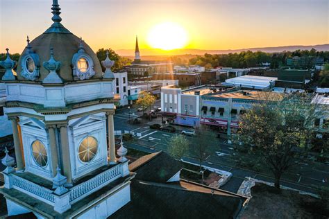Morganton S Main Street Thrives Amid Pandemic Morganton Nc
