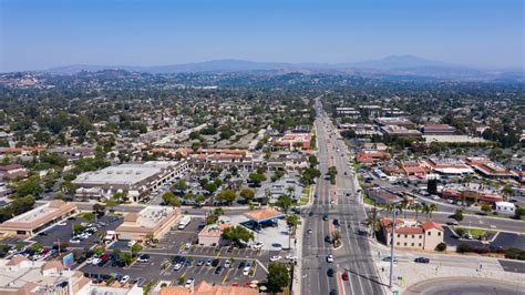 Moving To Tustin Ca Guide Storamerica Storage