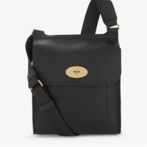 Mulberry Crossbody Bag Styling For Every Occasion