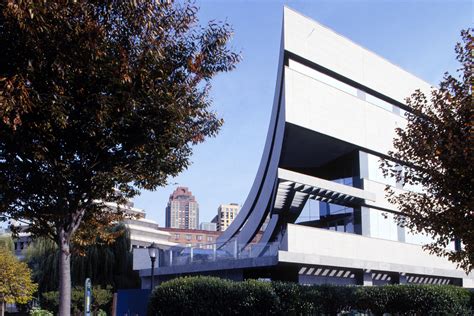 Museum Of Jewish Heritage Roche Modern