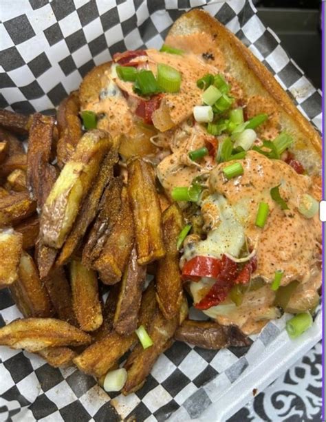 Mystic Pores Dons Lamb Cheese Combo