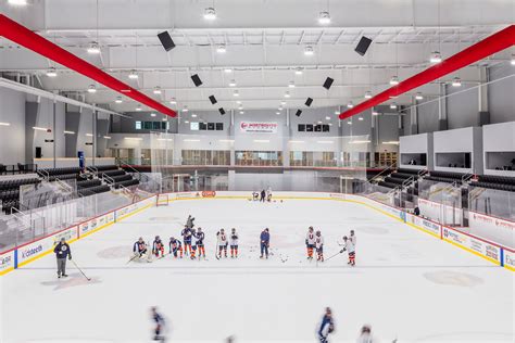 Nexus Center Hueber Breuer