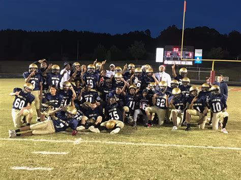 Oops They Did It Again 7Th And 8Th Grade Football Teams Capture Championships Stms Paw Print