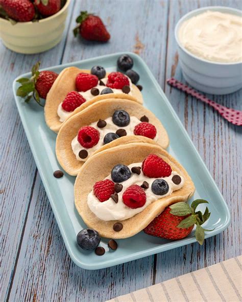 Pancake Fruit Tacos Harina Gold Medal