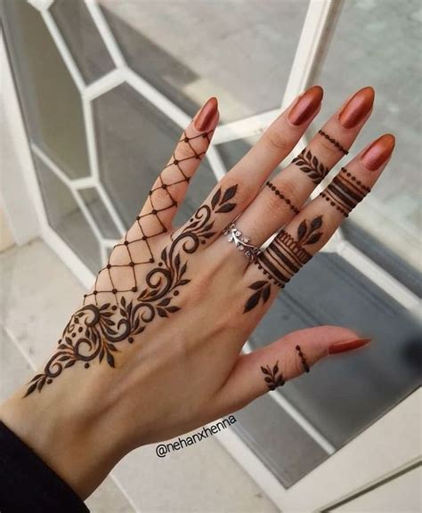 Pin By Gunjan Mudgal On Mehendi Designs Henna Tattoo Designs Simple