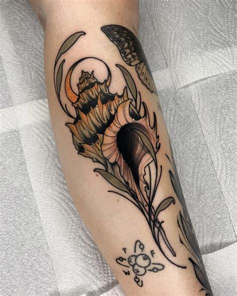 Pin By Jade Morales On Tattoos Piercings Seashell Tattoos Tattoos For Black Skin Shell Tattoos