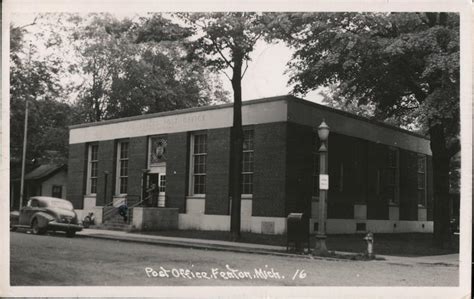 Post Office Fenton Michigan Postcard Post Office Fenton Michigan Postcard
