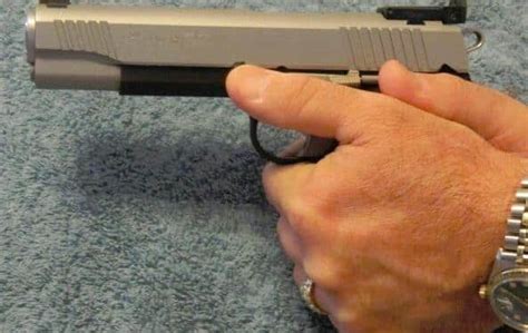 Proper Grip Guidelines Techniques For Recoil Control Usa Carry