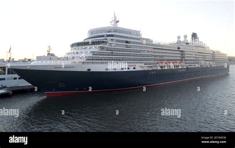 Queen Elizabeth Ship 2010