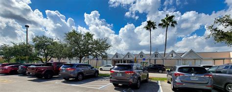 Rent Fields Gyms Theaters And More In Pembroke Pines