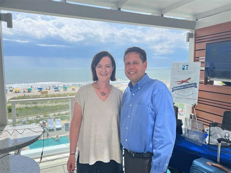 Robert Mary Carey Spotlight Burlington Vt Travelpro Robert Mary Carey Spotlight Burlington Vt Travelpro