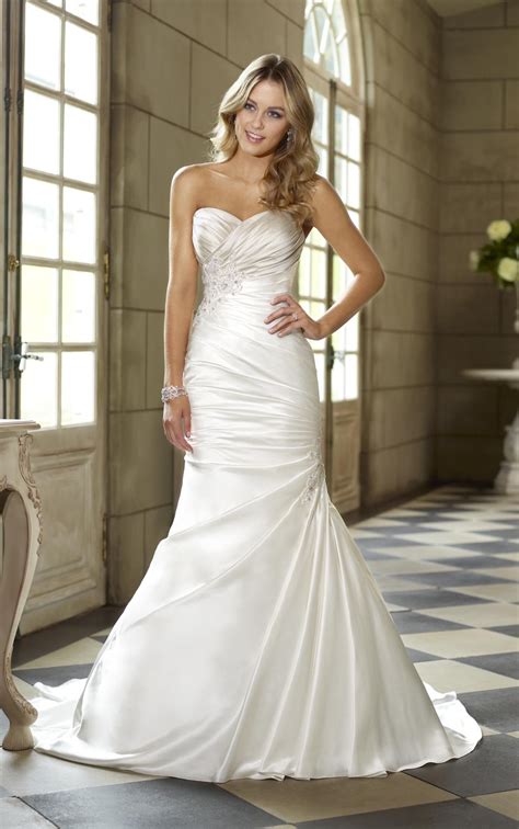 Elevate Your Look: The Ultimate Guide to Perfecting Your Ruched Wedding Dress