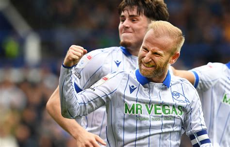 Sheffield Wednesday Barry Bannan Amp David Stockdale Share Hilarious