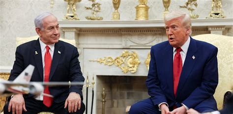 Shekel Slide Resumes Amid Escalating Tariff War Globes Shekel Slide Resumes Amid Escalating Tariff War Globes