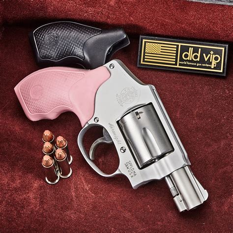 Smith Wesson M642 2 Airweight 38Spl P Dao Pink Smith Smith Wesson M642 2 Airweight 38Spl P Dao Pink Smith