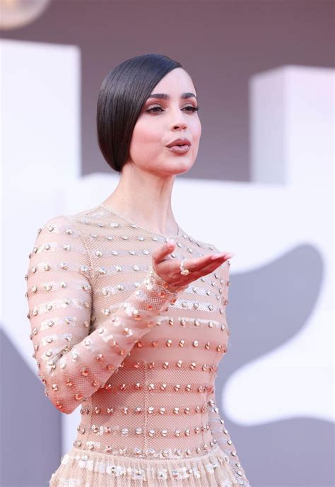 Sofia Carson Nude: Behind the Scenes Secrets Revealed