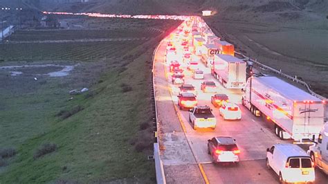 Southbound I 5 Partially Closed At Grapevine Due To Big Rig Fire
