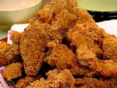 Spicy Fried Chicken Drumettes Recipe Giada De Laurentiis Food Network Spicy Fried Chicken Drumettes Recipe Giada De Laurentiis Food Network