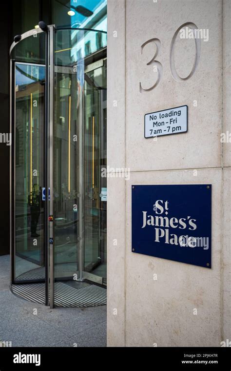 St Jamess St Jamess Place Plc Banque De Photographies Et D Images St Jamess St Jamess Place Plc Banque De Photographies Et D Images