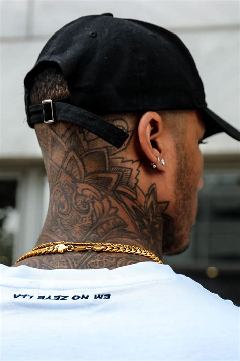 Tattoo Designs For Men On Back Of Neck