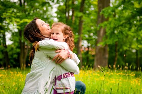 The 10 Best Songs About Mom Will Warm Your Heart The 10 Best Songs About Mom Will Warm Your Heart