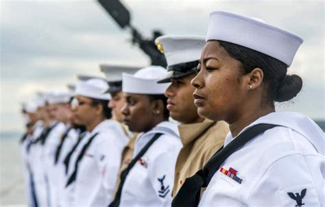 The Us Navy Has Raised The Maximum Age Limit For Contract Service