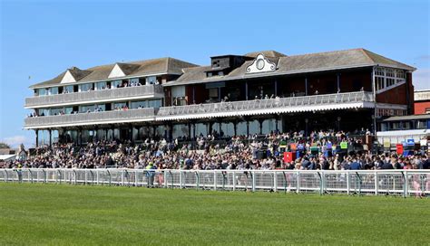 Tickets Packages Ayr Racecourse Scotland S Premier Racecourse Home To The Scottish Grand National And Ayr Gold Cup