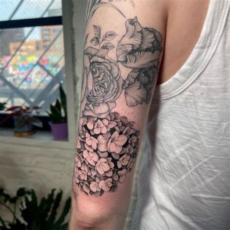 Top 9 Tattoo Shops In Chicago And 25 Tattoo Artists Top 9 Tattoo Shops In Chicago And 25 Tattoo Artists