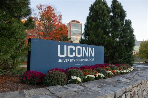 Uconn Applications Surpass 50 000 For First Time Uconn Applications Surpass 50 000 For First Time