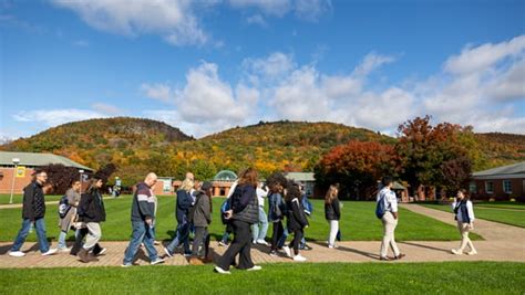 Undergraduate Student Visits Quinnipiac University