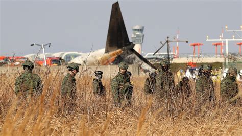 Us Investigators Probe South Korea Plane Crash Site Abc Listen